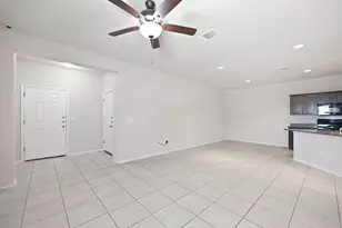 1733 Davidson Rnch Dr, Georgetown, TX 78626 - Photo 4