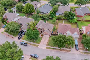 922 Indian Run Dr, Pflugerville, TX 78660 - Photo 4