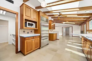 9106 Yucca Mountain Rd, Austin, TX 78759 - Photo 10