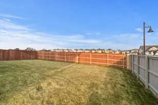 100 Darlington Ct, Liberty Hill, TX 78642 - Photo 34