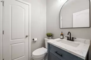 2121 Amur Dr, Austin, TX 78745 - Photo 18