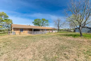 212 Halstedt Rd, La Grange, TX 78945 - Photo 24