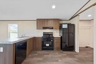 9231 Williamson Rd, Buda, TX 78610 - Photo 24
