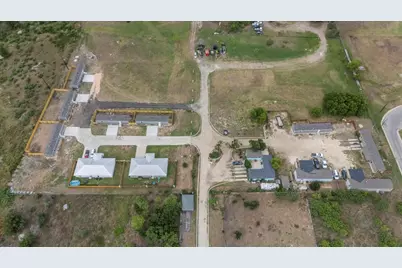 9231 Williamson Rd, Buda, TX 78610 - Photo 8