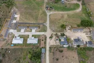 9231 Williamson Rd, Buda, TX 78610 - Photo 8