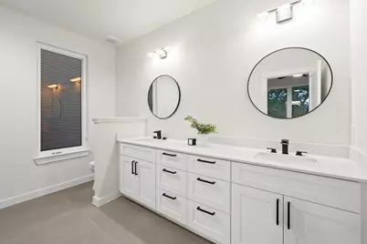 2309 Montopolis Drive #4, Austin, TX 78741 - Photo 10