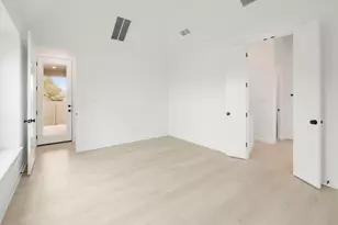 620 High Smt Dr, Georgetown, TX 78628 - Photo 10