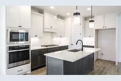 7003 Stitzel Weller Drive, Austin, TX 78744 - Photo 6