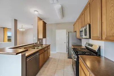 1104 Battenburg Trail, Pflugerville, TX 78660 - Photo 8