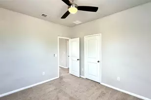 1001 Zodiac Ln, Round Rock, TX 78665 - Photo 10