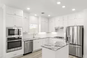 7417 Boyd Hvn Dr, Austin, TX 78744 - Photo 16