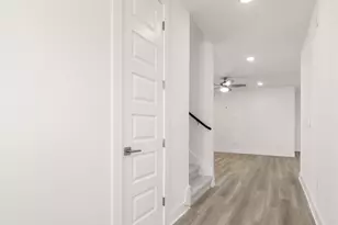 7417 Boyd Hvn Dr, Austin, TX 78744 - Photo 6