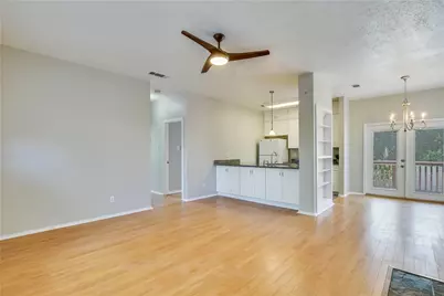 3011 Fruth Street #302, Austin, TX 78705 - Photo 4