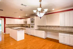 279 Quail St, Meadowlakes, TX 78654 - Photo 12