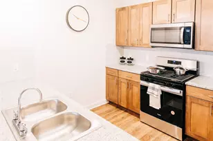 7051 Meadow Lake Blvd, Austin, TX 78744 - Photo 8