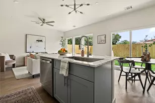 303 Hackberry Ln, Austin, TX 78753 - Photo 2