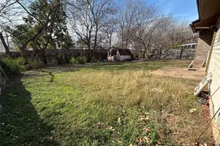 4605 Cedargrove Dr, Austin, TX 78744 - Photo 16