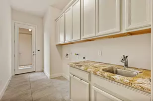 9733 Avion Cv, Dripping Springs, TX 78620 - Photo 26