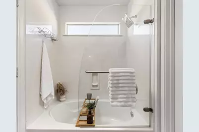 5700 Glowing Star Trail, Austin, TX 78724 - Photo 16