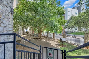 2414 Longview St, Austin, TX 78705 - Photo 28