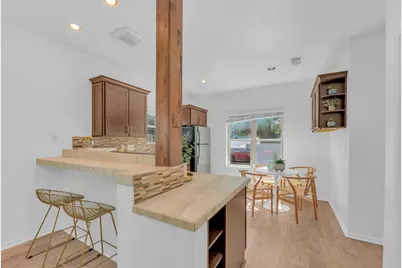 2414 Longview Street #101, Austin, TX 78705 - Photo 8