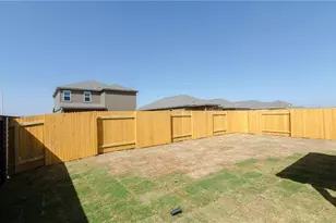 140 Constitution St, Liberty Hill, TX 78642 - Photo 32