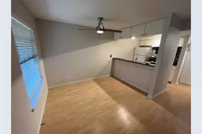 7801 Shoal Creek Boulevard #244, Austin, TX 78757 - Photo 4