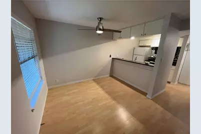 7801 Shoal Creek Boulevard #244, Austin, TX 78757 - Photo 4