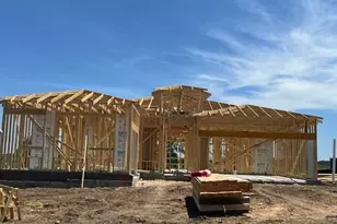 179 Wild Horse Dr, Cedar Creek, TX 78612 - Photo 2