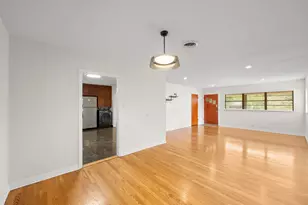 1404 Cloverleaf Dr, Austin, TX 78723 - Photo 14