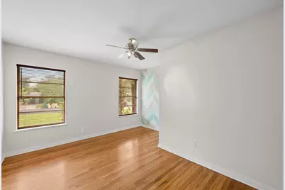 1404 Cloverleaf Drive, Austin, TX 78723 - Photo 20