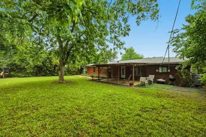 1404 Cloverleaf Drive, Austin, TX 78723 - Photo 32