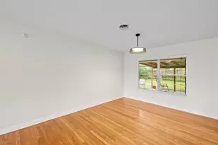 1404 Cloverleaf Dr, Austin, TX 78723 - Photo 12