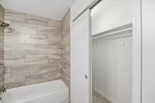 6713 West Gate Blvd, Austin, TX 78745 - Photo 18