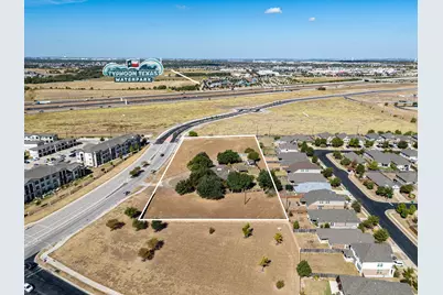 18317 W Colorado Sand Drive, Pflugerville, TX 78660 - Photo 4