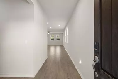 601 Platinum Lane, Liberty Hill, TX 78642 - Photo 4