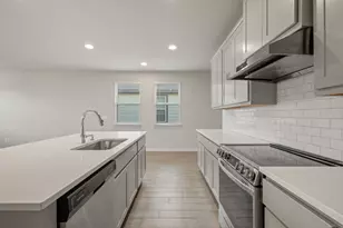 601 Platinum Ln, Liberty Hill, TX 78642 - Photo 12