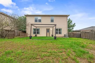 105 J E Brown Ln, Jarrell, TX 76537 - Photo 34