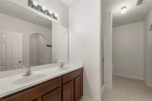 105 J E Brown Ln, Jarrell, TX 76537 - Photo 20