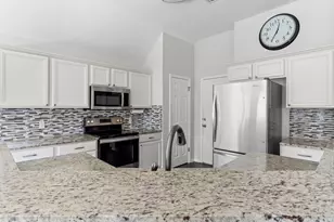 13213 Villa Park Dr, Austin, TX 78729 - Photo 16