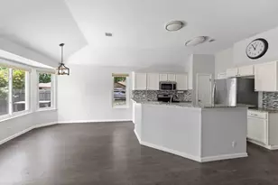 13213 Villa Park Dr, Austin, TX 78729 - Photo 14