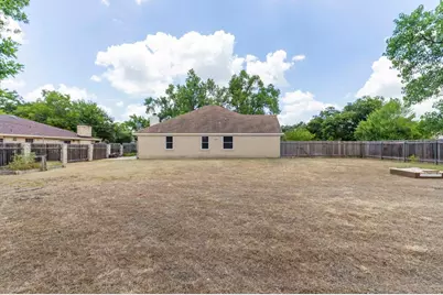 13213 Villa Park Drive, Austin, TX 78729 - Photo 32