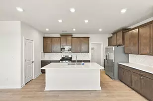 104 Rock Daisy Trl, Hutto, TX 78634 - Photo 4