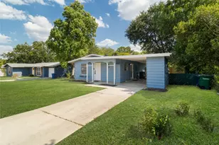 5846 Castle Lake, San Antonio, TX 78218 - Photo 2