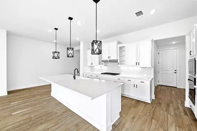 8709 Lullwater Trail, Austin, TX 78744 - Photo 14