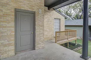 404 W Dittmar Rd, Austin, TX 78745 - Photo 1
