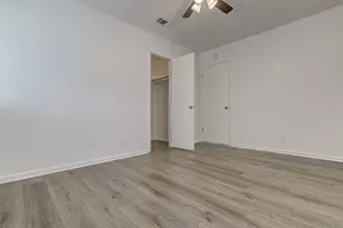 404 W Dittmar Rd, Austin, TX 78745 - Photo 10