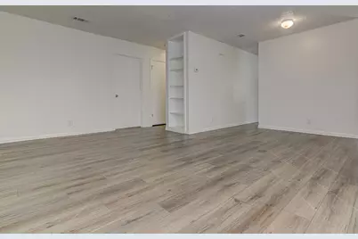 404 W Dittmar Road #B, Austin, TX 78745 - Photo 4