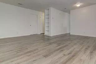 404 W Dittmar Rd, Austin, TX 78745 - Photo 4