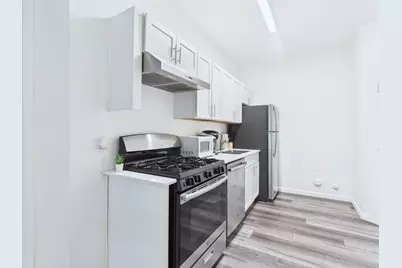 911 W 22nd Street #206, Austin, TX 78705 - Photo 2